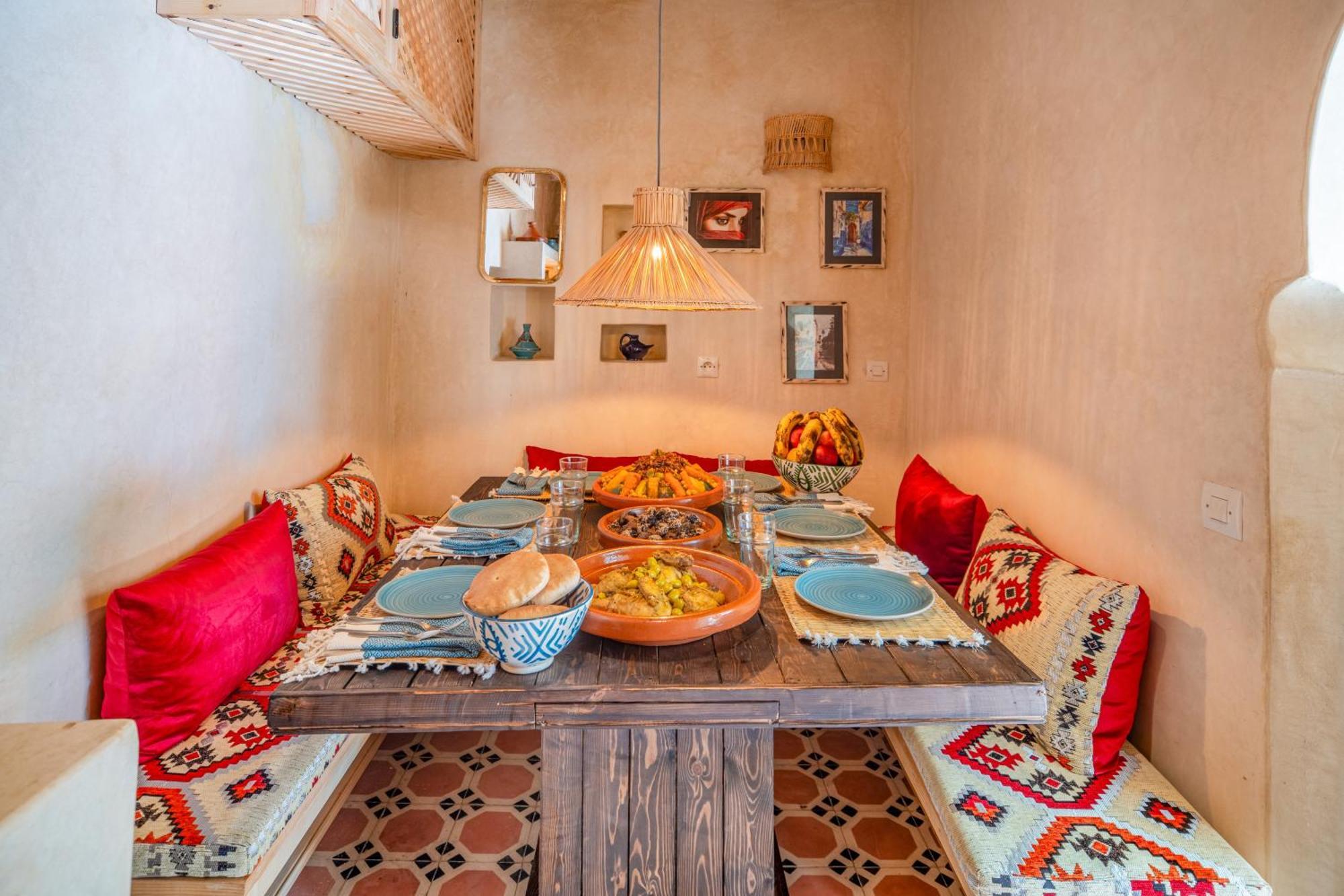 Dar Palma Heated Pool Jacuzzi Heart Of Marrakech Medina Vakantiehuis